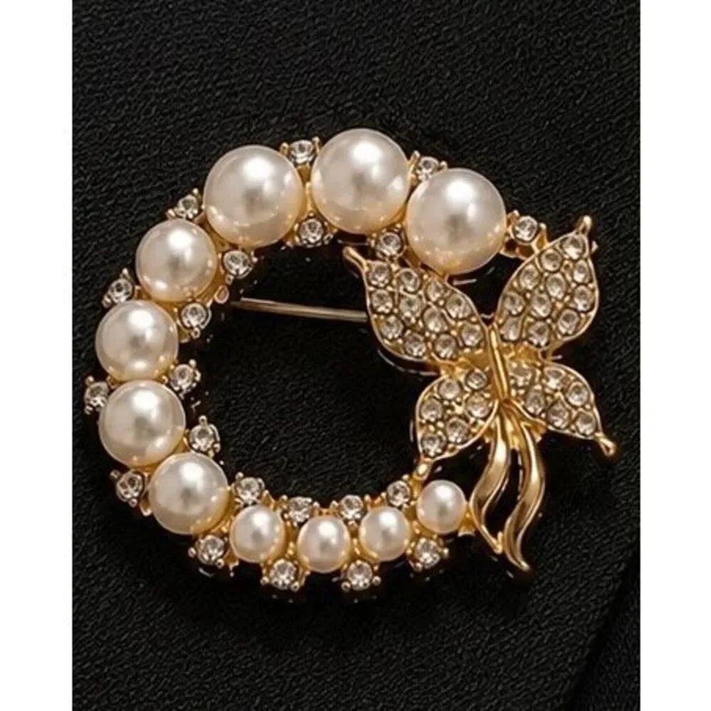 Butterfly Lapel Pin – Gold Tone Bro Brooch with Faux Pearls & Rhinestones